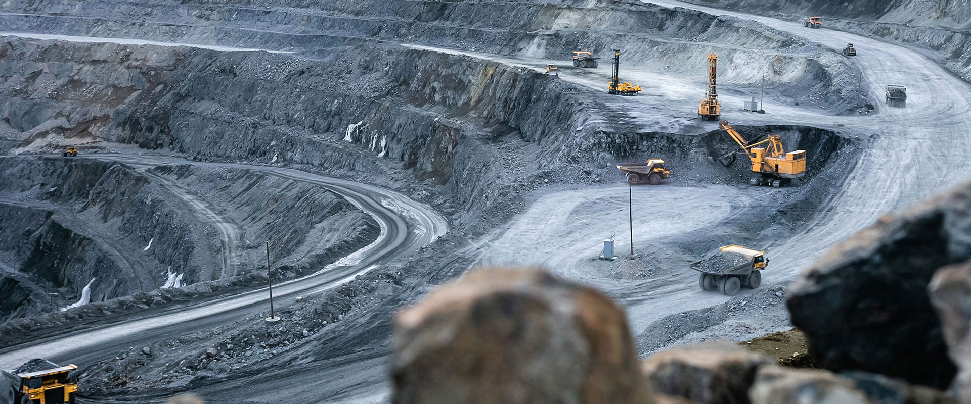Metals & Mining